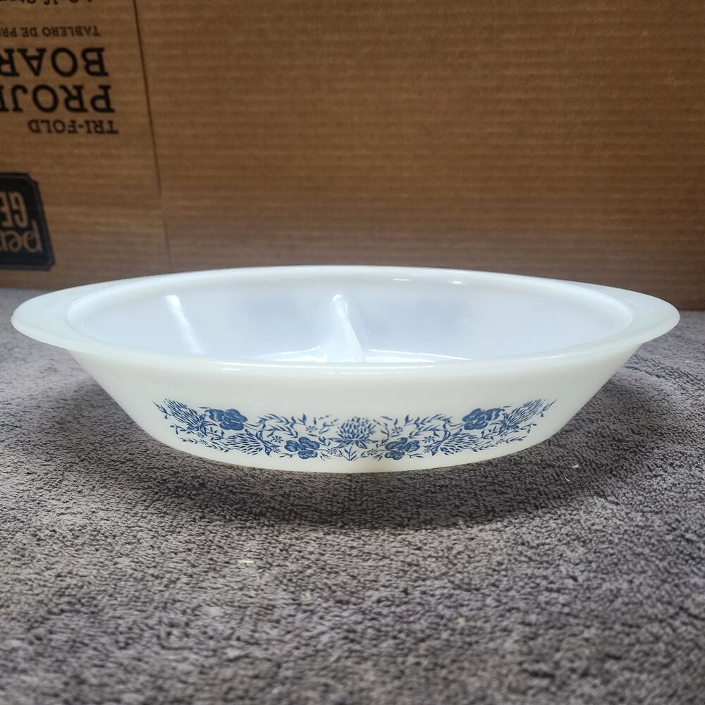 Vintage Glass Bake Divided Casserole dish white blue clover floral V
